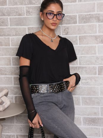 בייסיק וי קצרה חלקה