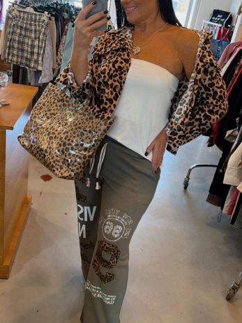 מכנסי פנאי מעוצבים