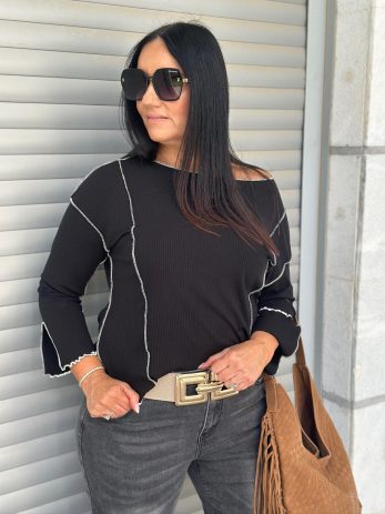 חולצת תיפורים