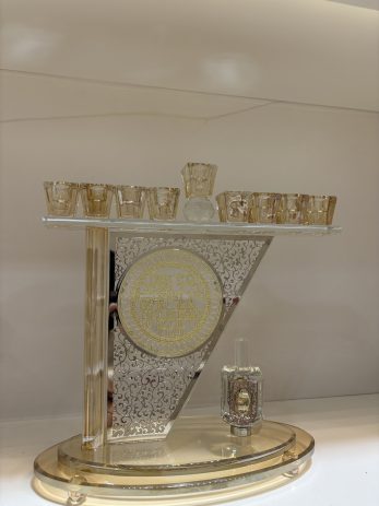 חנוכיה דגם קריסטל סביבון- זהב