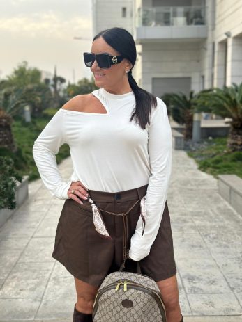 חולצת בייסיק כתף