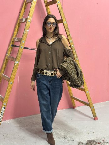 מכופתרת פתחים