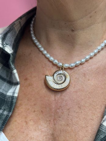 שרשרת פנינים קונכייה