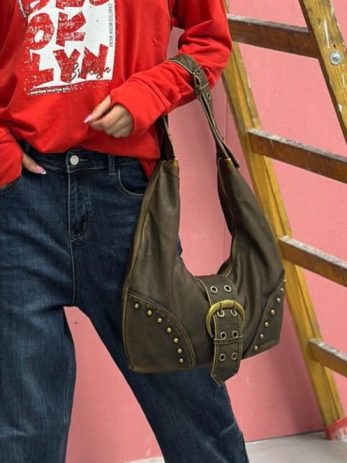 תיק ניטים אבזם חום