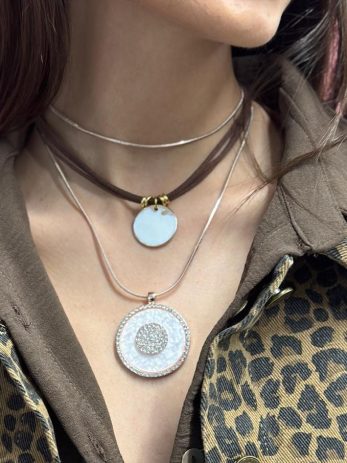 שרשראות תליונים עגולים