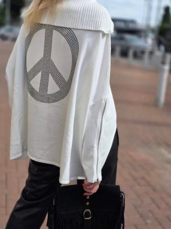 סווצר פיס בגב