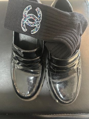 גרבי לוגו אבנים