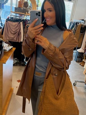 TOTAL LOOK חום אפור